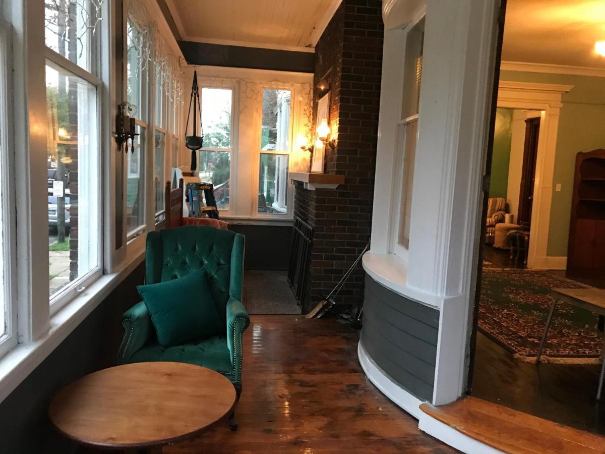 5 Star Victorian Mansion-Downtown No Locals Bed & Breakfast Erie Exterior foto